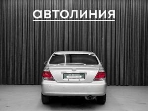 Седан Toyota Camry 2005 года, 840000 рублей, Красноярск