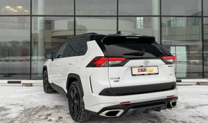 Внедорожник Toyota RAV4 2021 года, 3805000 рублей, Красноярск