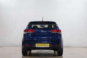 Хетчбэк Kia Rio 2015 года, 1049000 рублей, Новокузнецк