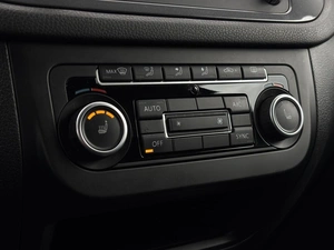 Внедорожник Volkswagen Tiguan 2013 года, 1178000 рублей, Ижевск