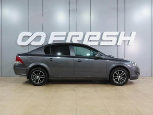 Седан Opel Astra 2011 года, 679000 рублей, Воронеж