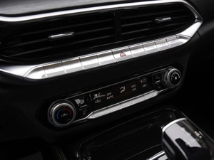 Внедорожник FAW Bestune T77 2024 года, 1890000 рублей, Волгоград