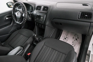 Седан Volkswagen Polo 2019 года, 1139000 рублей, Красноярск