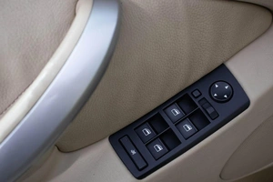 Внедорожник BMW X5 2003 года, 999900 рублей, Казань
