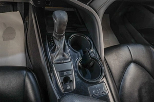 Седан Toyota Camry 2019 года, 2539000 рублей, Челябинск