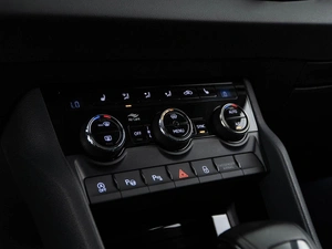 Внедорожник Skoda Karoq 2020 года, 2299046 рублей, Москва