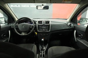 Седан Renault Logan 2017 года, 790000 рублей, Курск