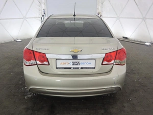 Седан Chevrolet Cruze 2011 года, 660000 рублей, Орёл