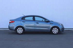 Седан Kia Rio 2014 года, 840000 рублей, Брянск