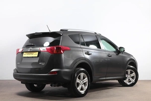 Внедорожник Toyota RAV4 2014 года, 2099000 рублей, Новосибирск