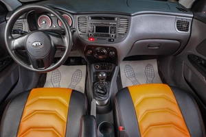 Седан Kia Rio 2011 года, 599000 рублей, Тюмень