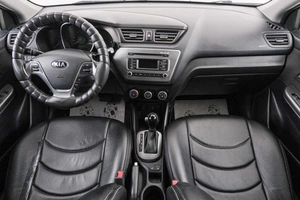 Седан Kia Rio 2017 года, 1299000 рублей, Красноярск