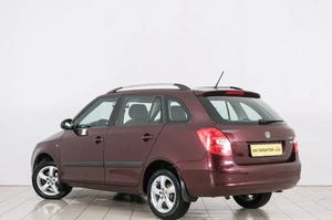 Хетчбэк Skoda Fabia 2012 года, 799000 рублей, Красноярск