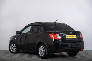 Седан Kia Rio 2011 года, 579000 рублей, Томск