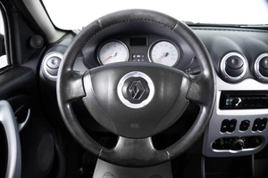 Хетчбэк Renault Sandero 2011 года, 379000 рублей, Пермь