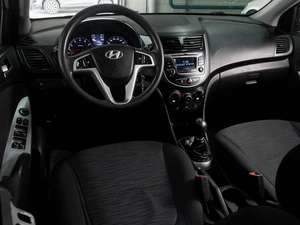Седан Hyundai Solaris 2016 года, 1010000 рублей, Воронеж