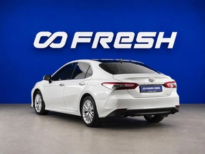 Седан Toyota Camry 2019 года, 2673444 рублей, Москва