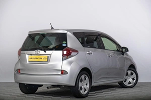 Хетчбэк Toyota Ractis 2014 года, 1219000 рублей, Томск