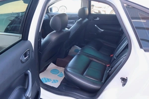 Седан Ford Mondeo 2008 года, 800000 рублей, Мирное