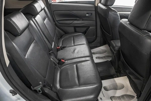 Внедорожник Mitsubishi Outlander 2013 года, 1649000 рублей, Барнаул