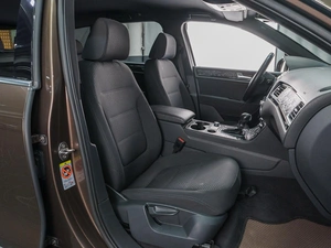 Внедорожник Volkswagen Touareg 2010 года, 1649000 рублей, Сургут
