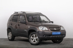 Внедорожник Chevrolet Niva 2014 года, 349000 рублей, Томск