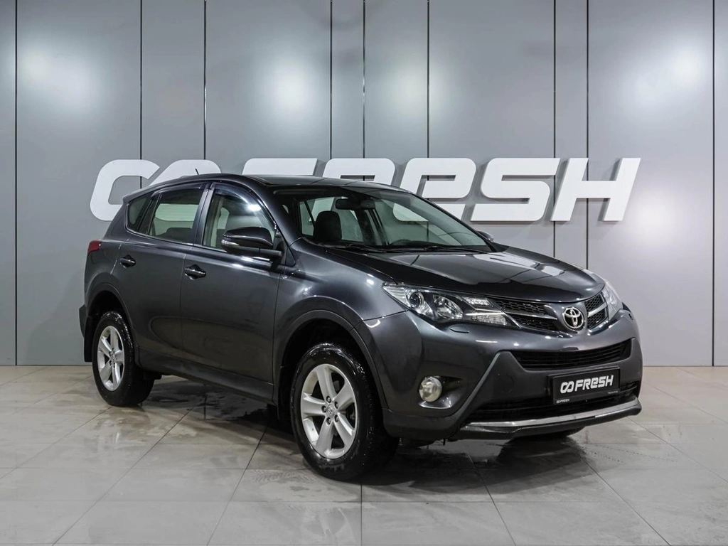 Внедорожник Toyota RAV4 2013 года, 1924000 рублей, Воронеж