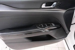 Седан Kia K5 2020 года, 2799000 рублей, Красноярск