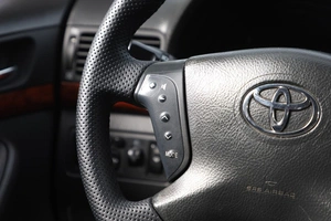 Седан Toyota Avensis 2006 года, 849000 рублей, Новосибирск