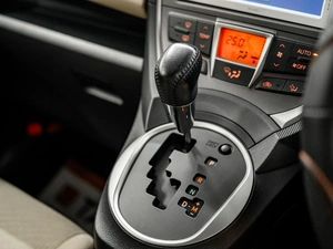 Хетчбэк Toyota Ractis 2013 года, 1150000 рублей, Красноярск