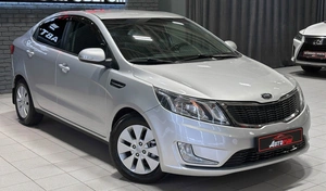 Седан Kia Rio 2012 года, 857000 рублей, Красноярск