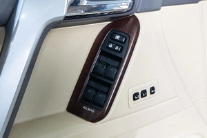 Внедорожник Toyota Land Cruiser Prado 2015 года, 3899000 рублей, Сургут