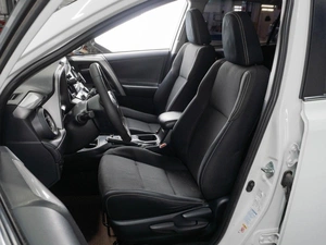 Внедорожник Toyota RAV4 2017 года, 2769000 рублей, Тюмень