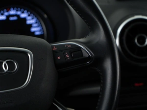 Хетчбэк Audi A3 2015 года, 1660000 рублей, Москва