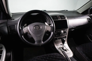 Седан Toyota Corolla 2008 года, 859000 рублей, Сургут