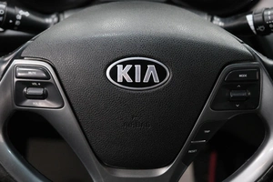 Седан Kia Rio 2016 года, 999000 рублей, Омск