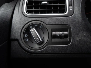 Седан Volkswagen Polo 2011 года, 865000 рублей, Краснодар