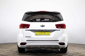 Минивэн Kia Carnival 2020 года, 2999000 рублей, Пермь
