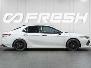 Седан Toyota Camry 2018 года, 2479000 рублей, Сургут