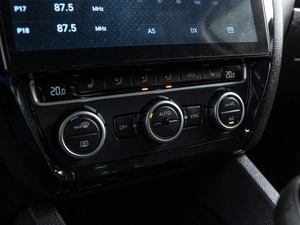 Седан Volkswagen Jetta 2012 года, 979000 рублей, Волгоград