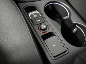 Внедорожник Audi Q3 2015 года, 1943100 рублей, Казань