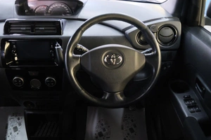 Минивэн Toyota bB 2008 года, 819000 рублей, Омск
