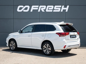 Внедорожник Mitsubishi Outlander 2022 года, 2970000 рублей, Краснодар