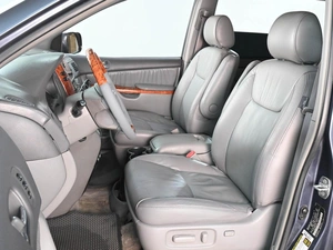 Минивэн Toyota Sienna 2008 года, 1068070 рублей, Аксай
