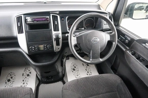 Минивэн Nissan Serena 2010 года, 1099000 рублей, Красноярск