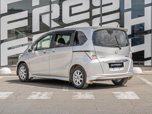 Минивэн Honda Freed 2012 года, 1140000 рублей, Краснодар