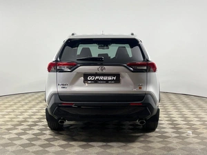 Внедорожник Toyota RAV4 2020 года, 2439900 рублей, Казань
