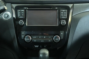 Внедорожник Nissan X-Trail 2017 года, 2289000 рублей, Омск