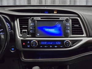 Внедорожник Toyota Highlander 2014 года, 2680000 рублей, Красноярск