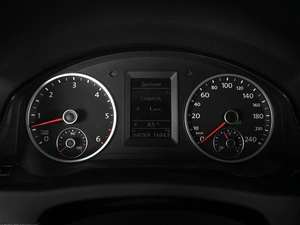 Внедорожник Volkswagen Tiguan 2010 года, 1329000 рублей, Ростов-на-Дону